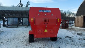 Tylne okno wysypowe paszowozu Intermix