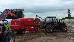 poziomy paszowóz wóz paszowy INTERMIX TMR