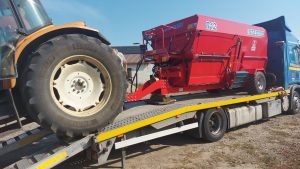 Dostawa poziomego paszowozu Intermix R12