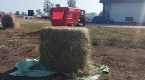 Balot do TMR i poziomy wóz paszowy Intermix R12